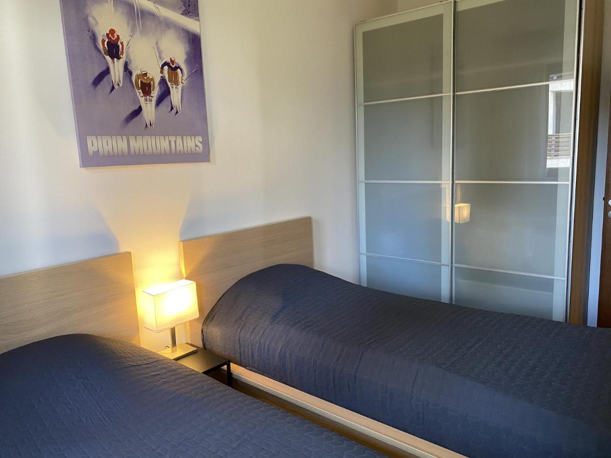 2 Bedroom Apartment Next To Gondola Ski Lift Bansko Exterior photo